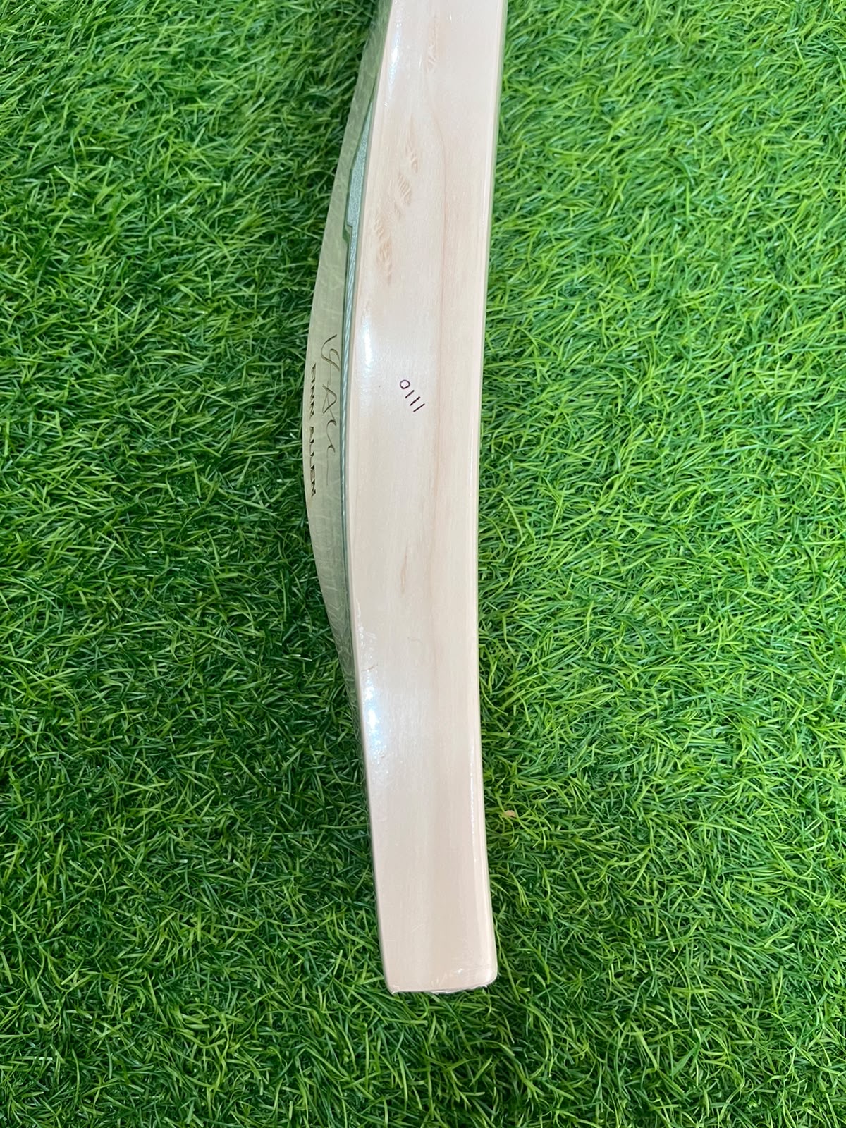 SS Ton Finn Allen Player Cricket Bat (2lb 7oz)