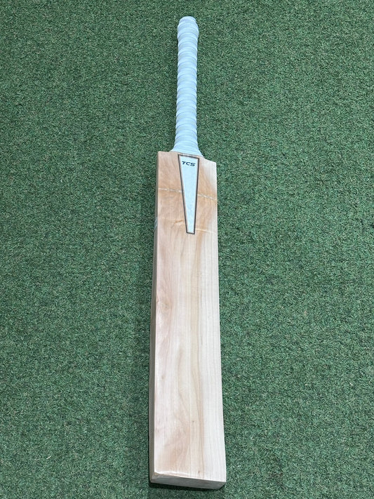 TCS Vibe Butterfly Cricket Bat (2lb 9oz)