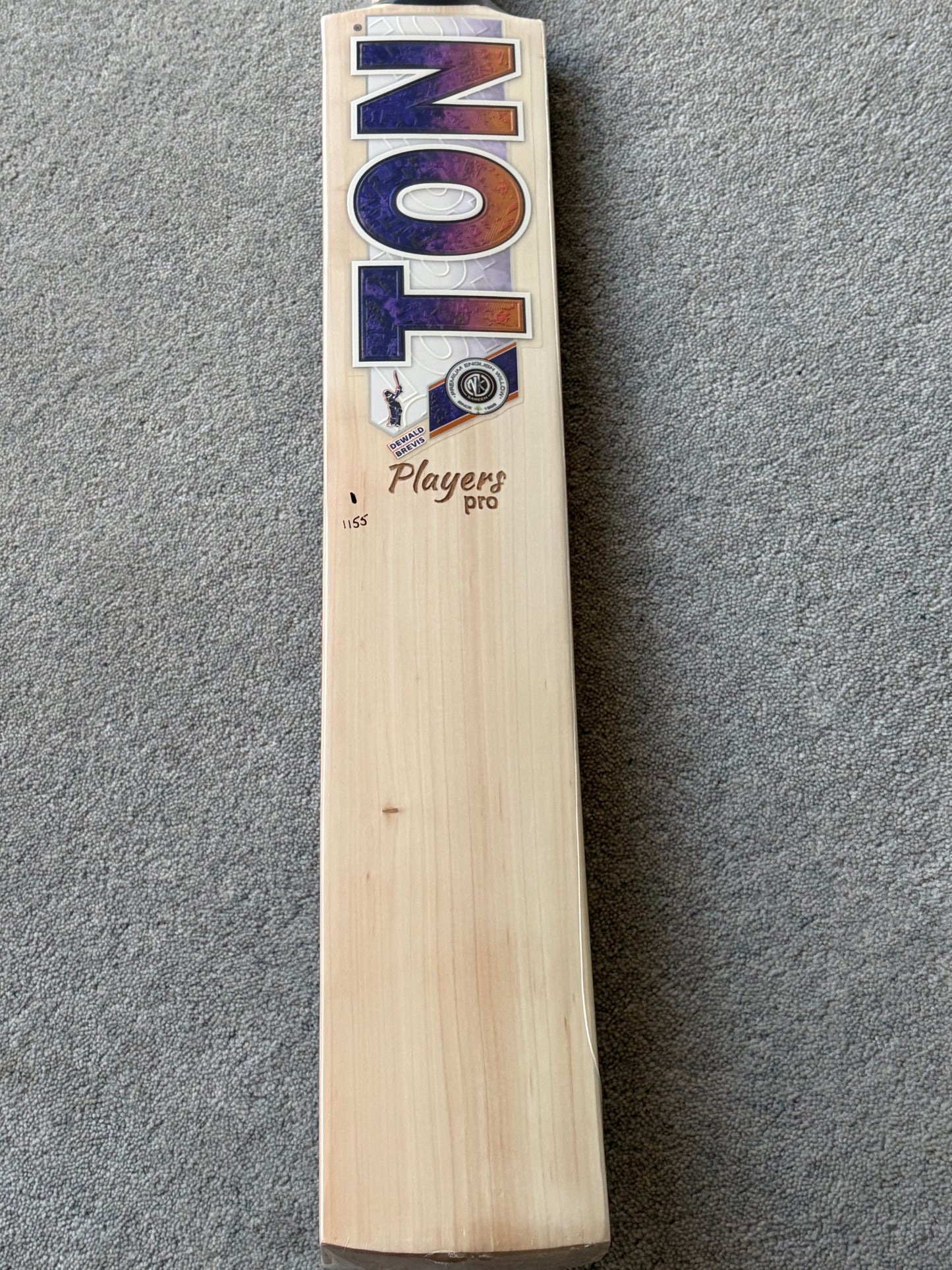 SS Ton Players Pro Dewald Brevis Cricket Bat (2lb 8oz)