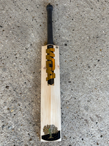 WDA Black Elite Cricket Bat (2lb 11oz)