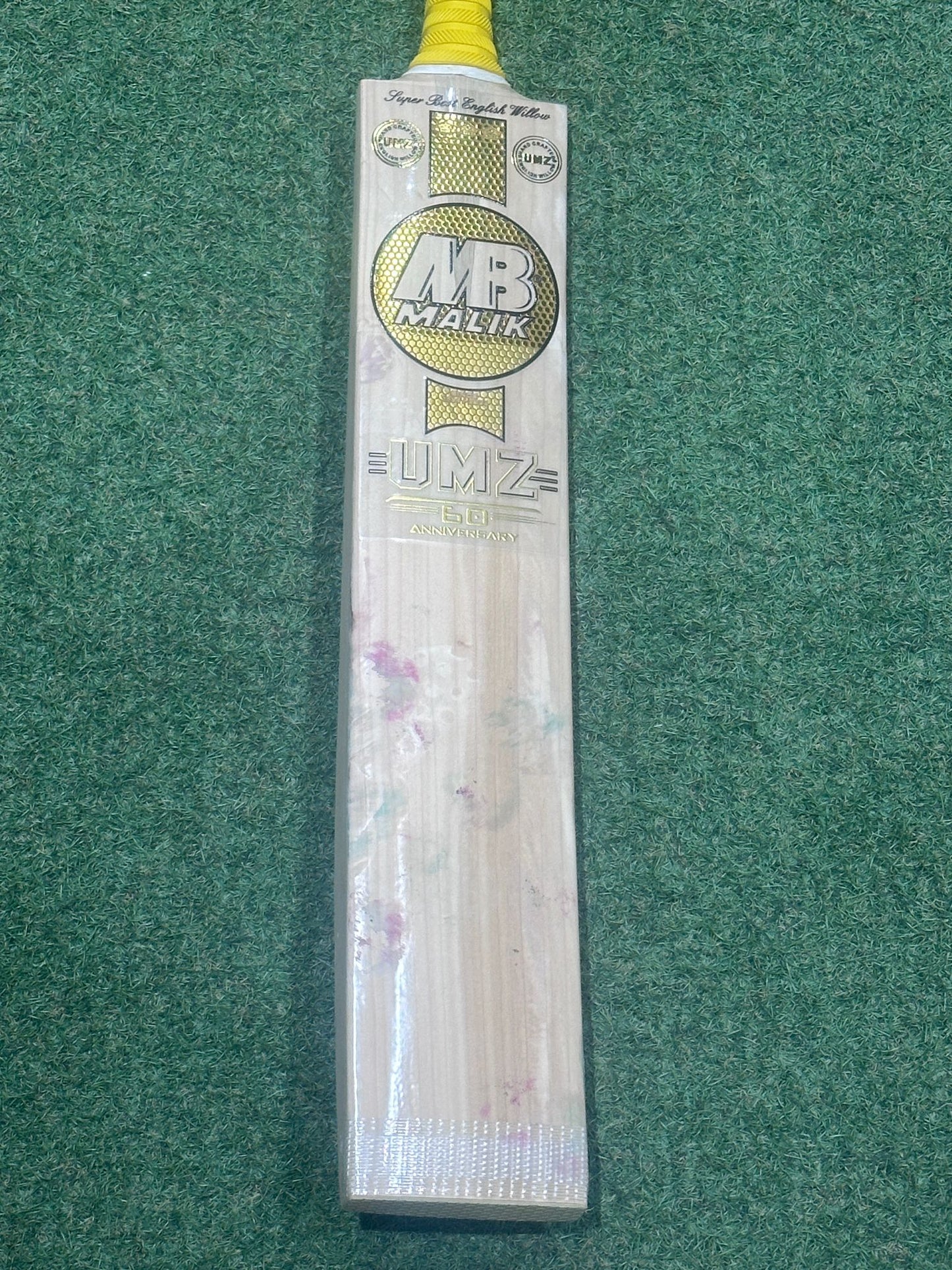 Used MB Malik 60th Anniversary Cricket Bat (2lb 11oz)