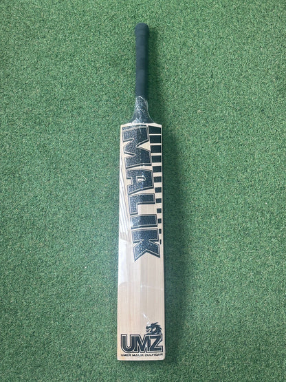 MB Malik Black Dragon Cricket Bat (2lb 9oz)