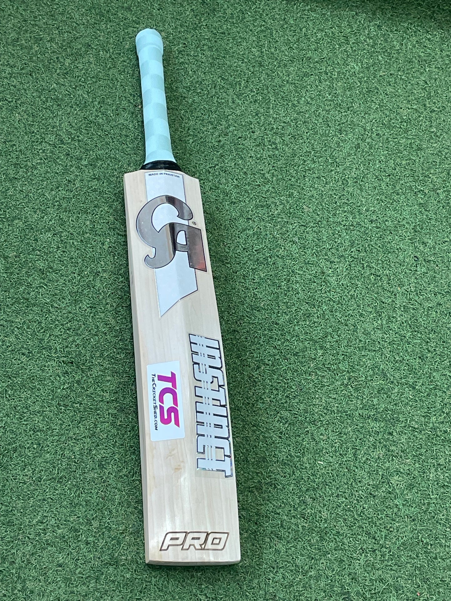 CA Instinct 3 Star Cricket Bat (2lb 10oz)