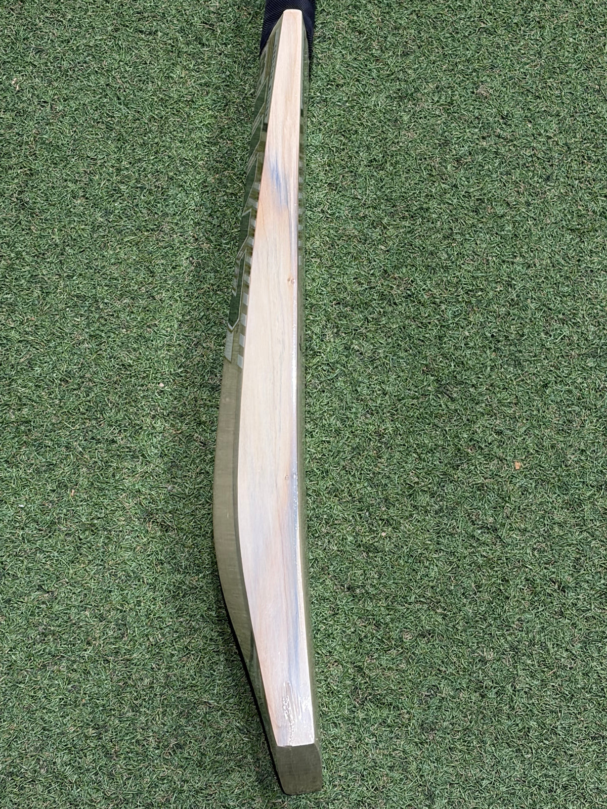 MB Malik Mohammed Rizwan Players Cricket Bat (2lb 10oz)