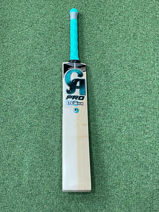 CA Pro 10000 Cricket Bat (2lb 8oz)