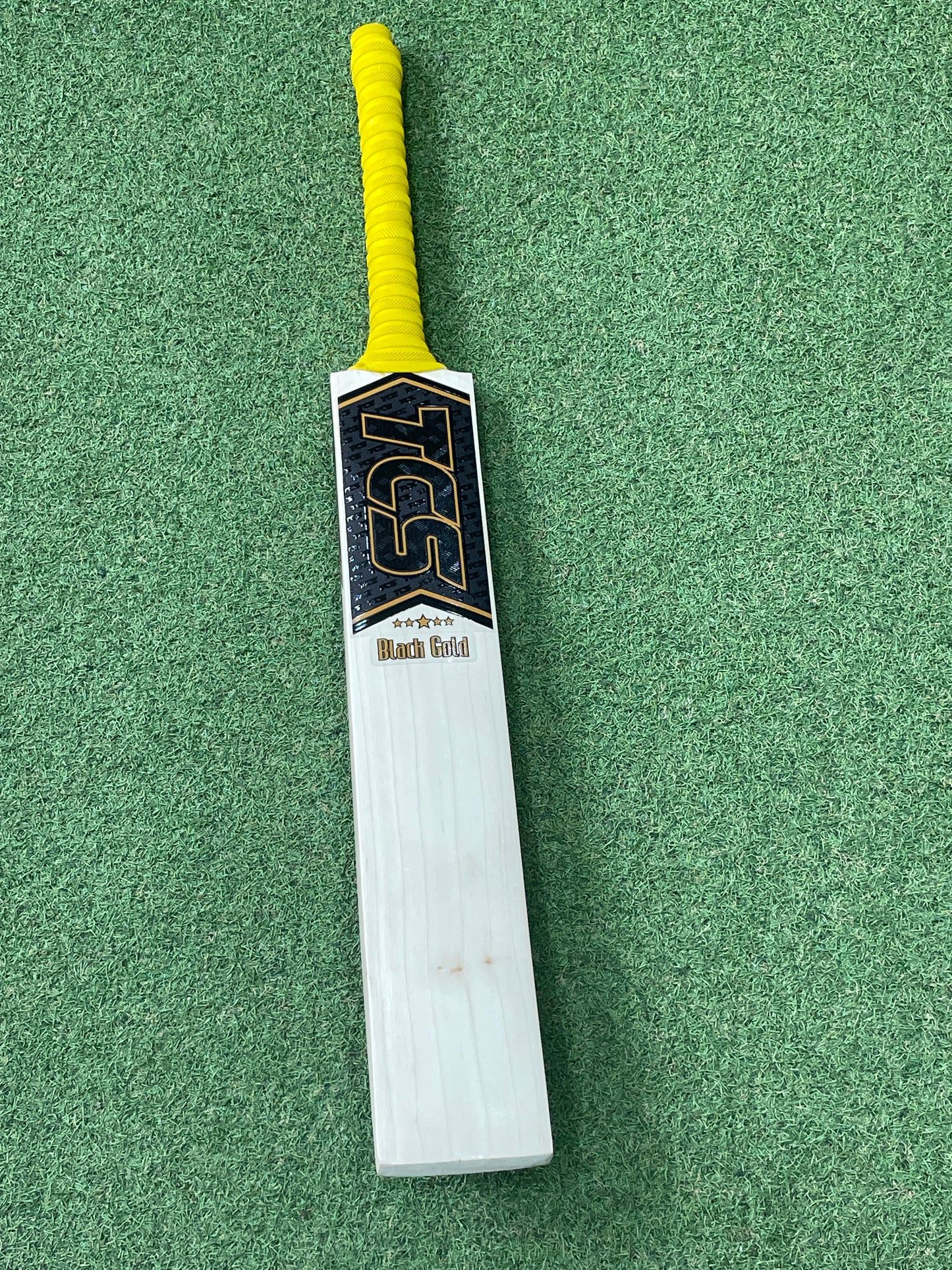 TCS Black Gold Cricket Bat (2lb 11oz)