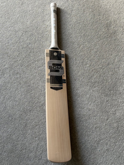 Somi Vulcan Cricket Bat( 2lb 8oz)