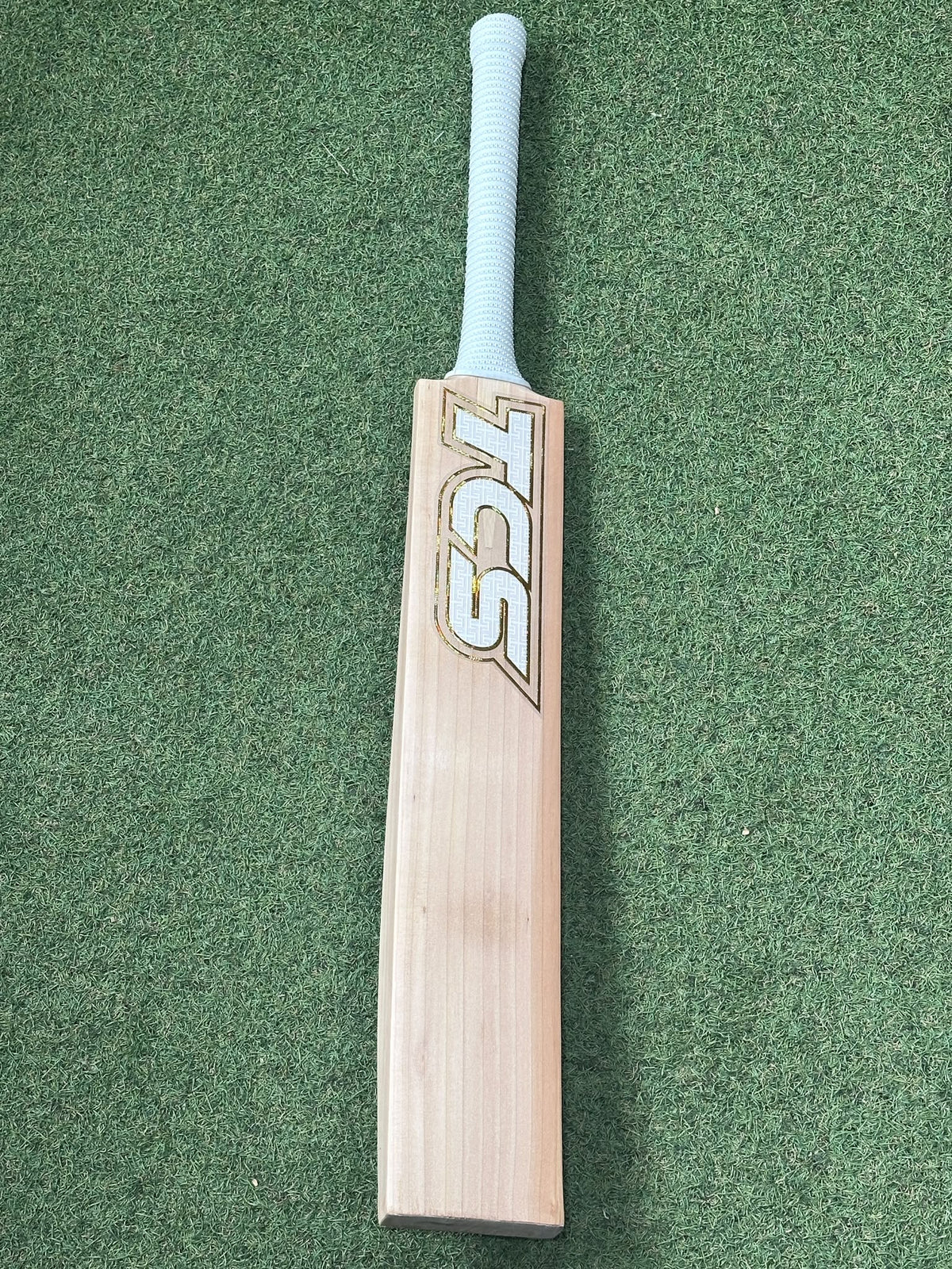 TCS White Custom Cricket Bat (2lb 9oz)