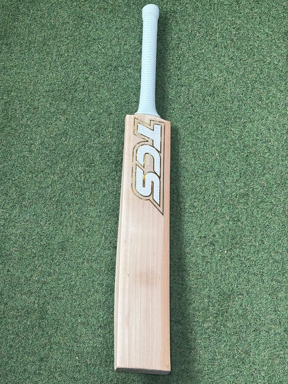 TCS White Custom Cricket Bat (2lb 9oz)