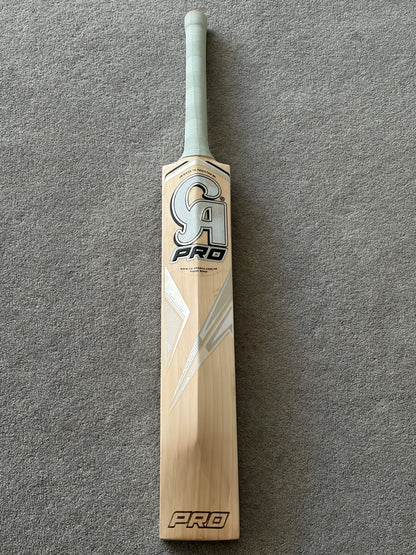 CA Pro Limited Edition Professional Players Asif Ali Cricket Bat (2lb 9oz)