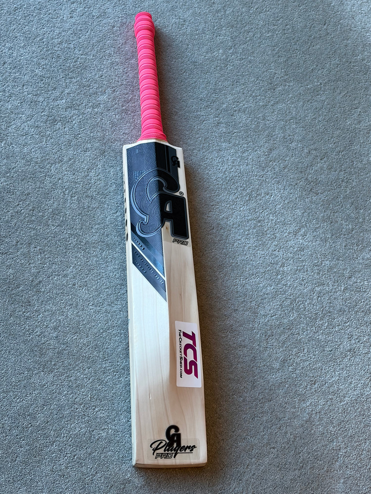 Used CA Blackout Players Cricket Bat (2lb 9oz)