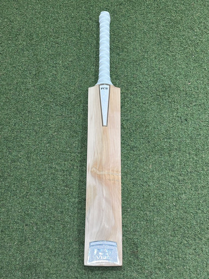 TCS Vibe Butterfly Cricket Bat (2lb 9oz)