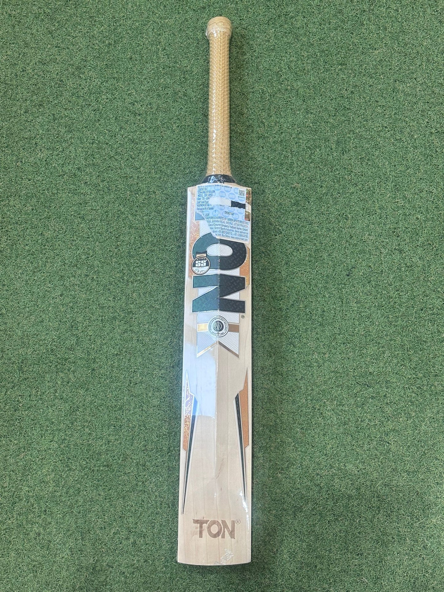 Ton Super Long Blade Cricket Bat (2lb 9oz)