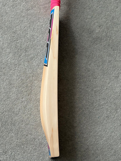 TCS Icon Cricket Bat (2lb 10oz)