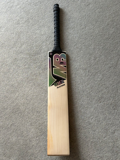 MB Malik UMZ Players Cricket Bat (2lb 9oz)