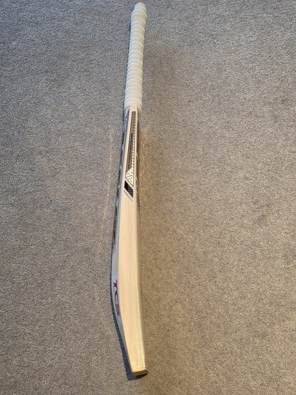 Used MB Malik Super Professional Edition Cricket Bat (2lb 11oz)