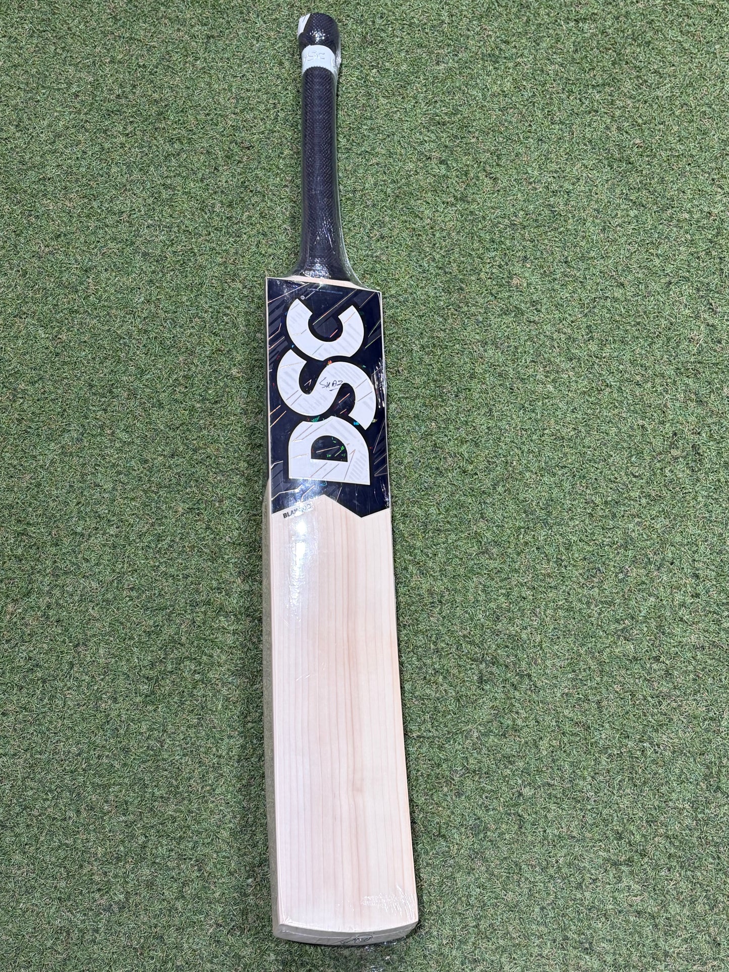DSC Blak 500 Cricket Bat (2lb 8oz)