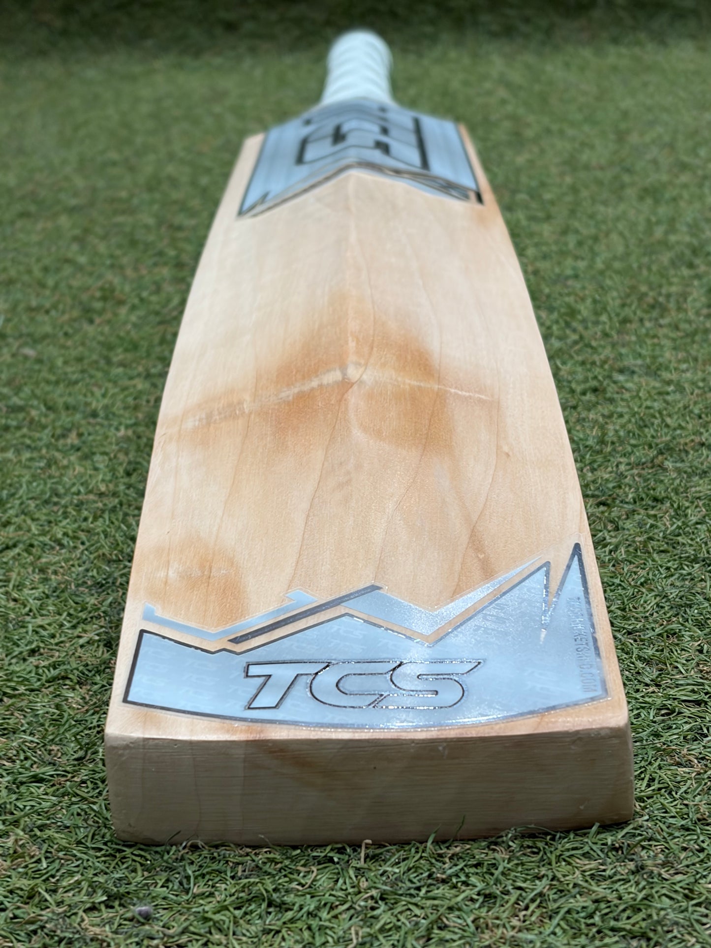 TCS Diamond Butterfly Cricket Bat (2lb 8oz)