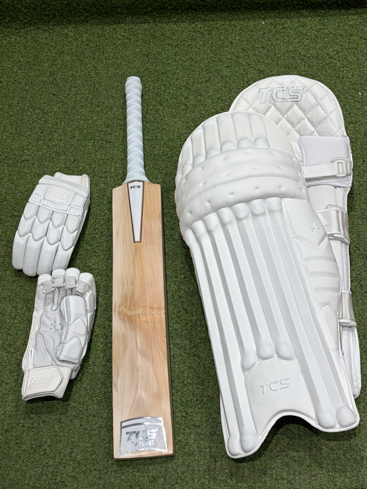 TCS Vibe Cricket Kit Bundle