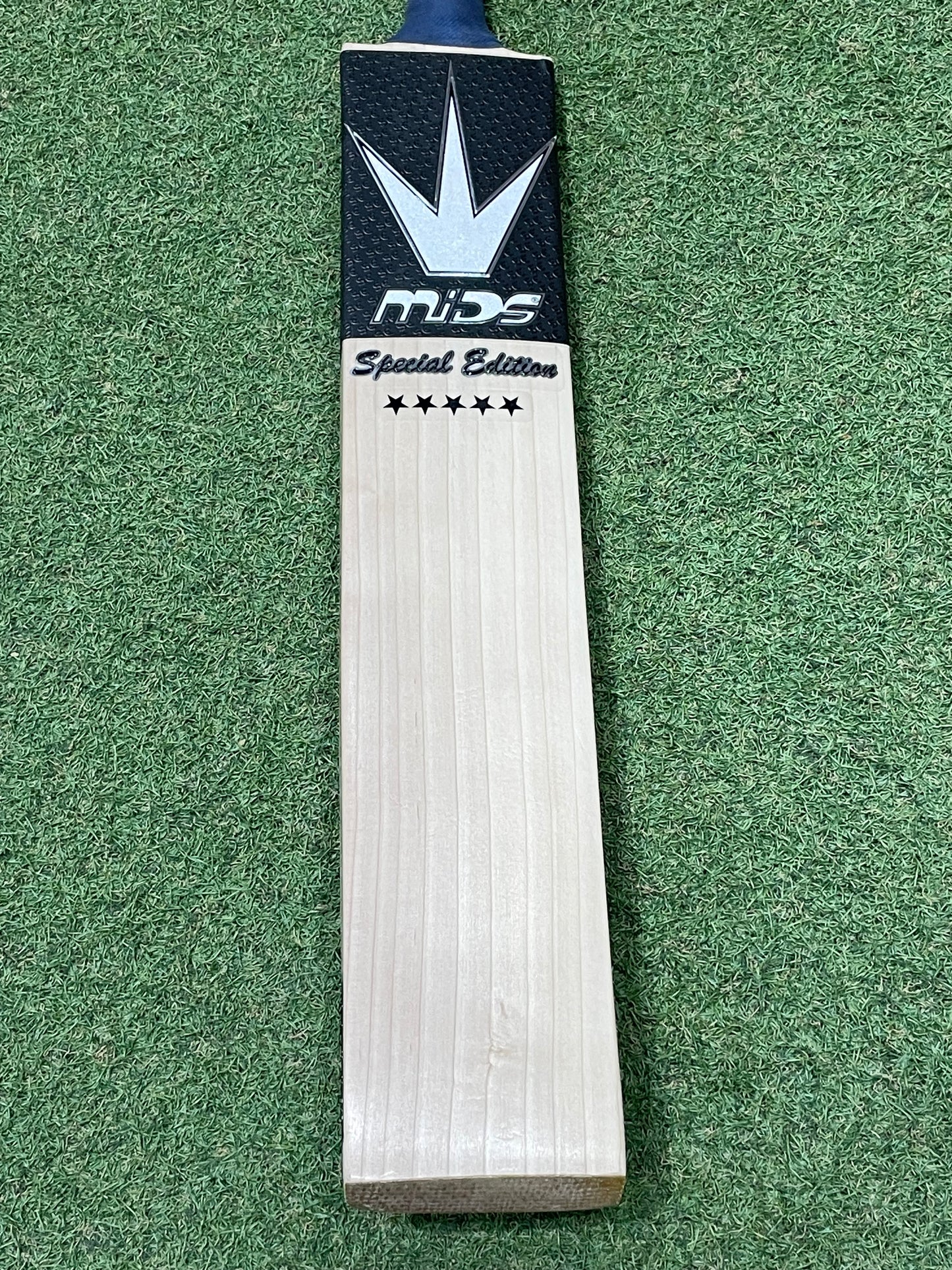 MIDS Special Edition 5 Star Laminate (Double Wood) Cricket Bat (2lb 10oz)