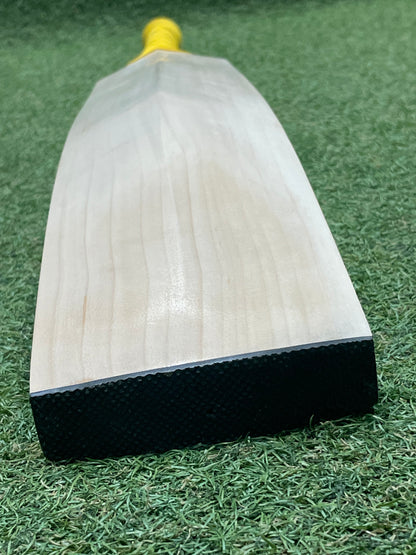Cricket Station Plain Players Short Blade Long Handle Cricket Bat (2lb 11oz)