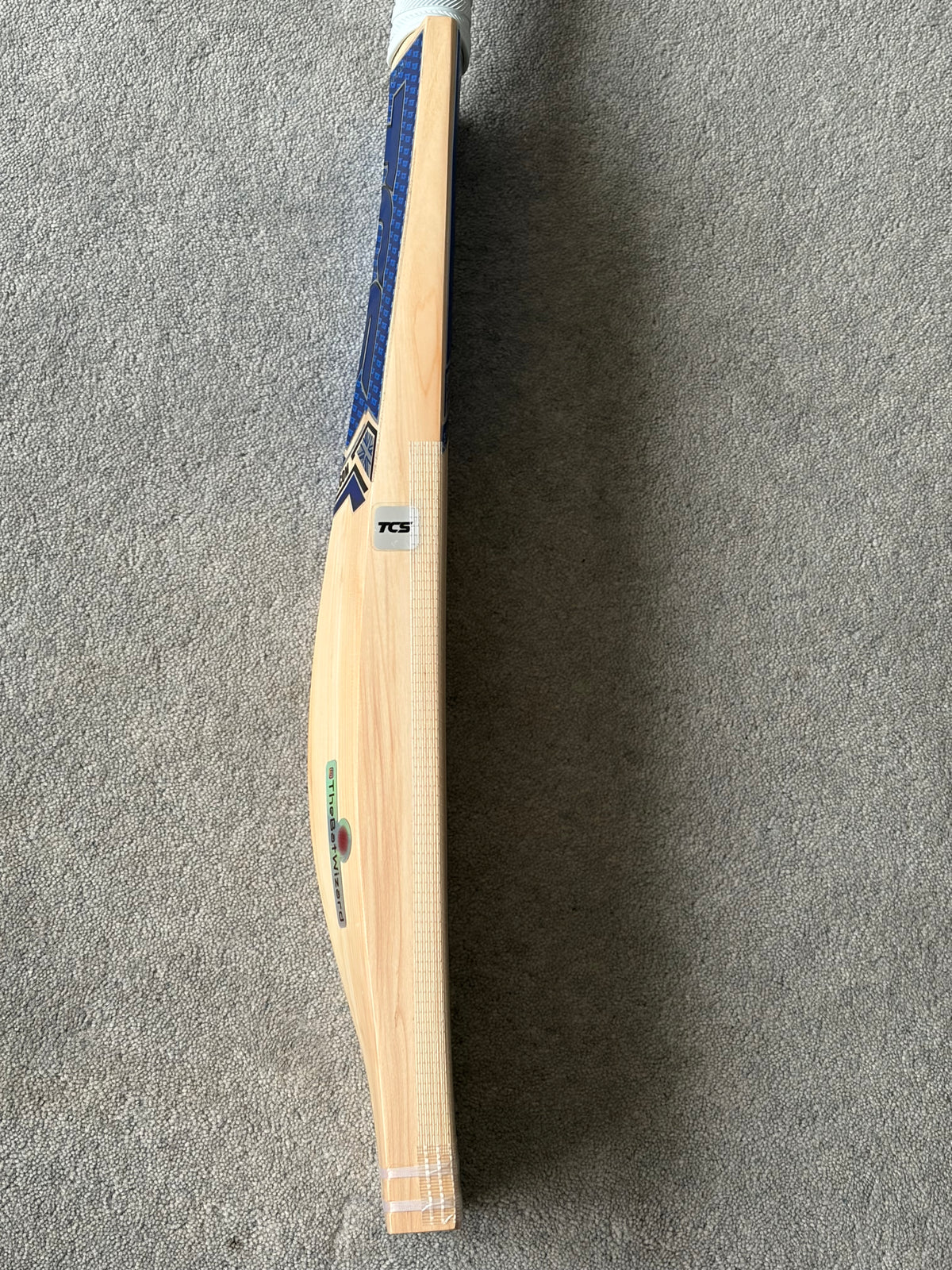 TCS Sapphire Player Cricket Bat (2lb 9oz)