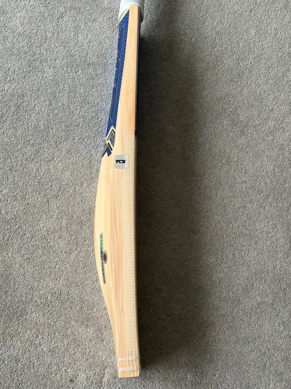 TCS Sapphire Player Cricket Bat (2lb 9oz)