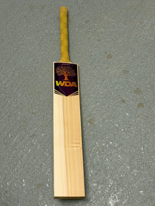 WDA Grade 1 Blue Willow Cricket Bat (2lb 10oz)