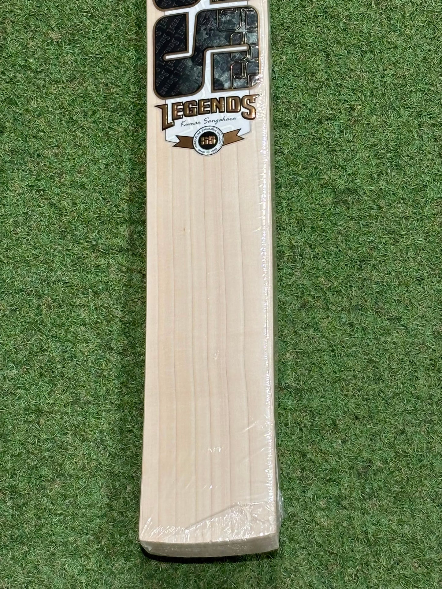 SS Ton Legends Kumar Sangakkara Cricket Bat (2lb 9oz)