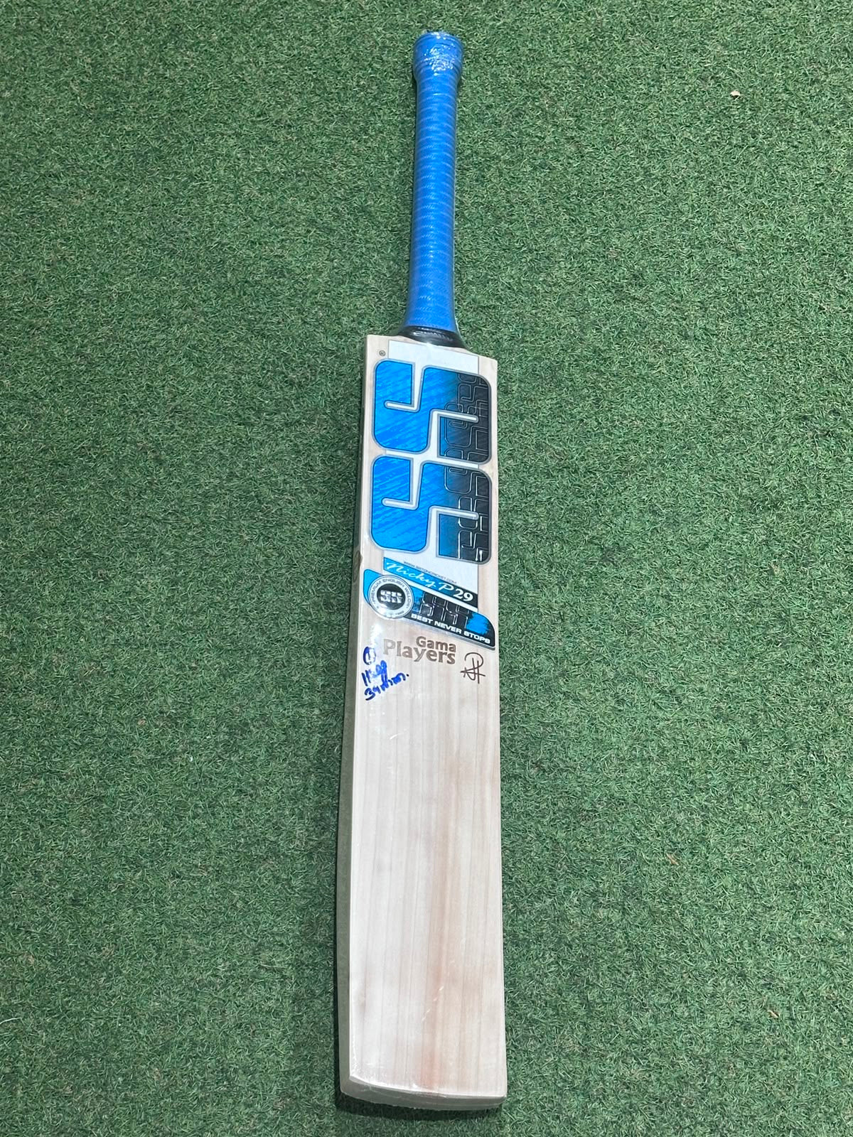 SS Ton Gama Players Nicholas Pooran Cricket Bat (2lb 8oz)