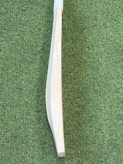 TCS Plain Grade 1 Cricket Bat (2lb 10oz)