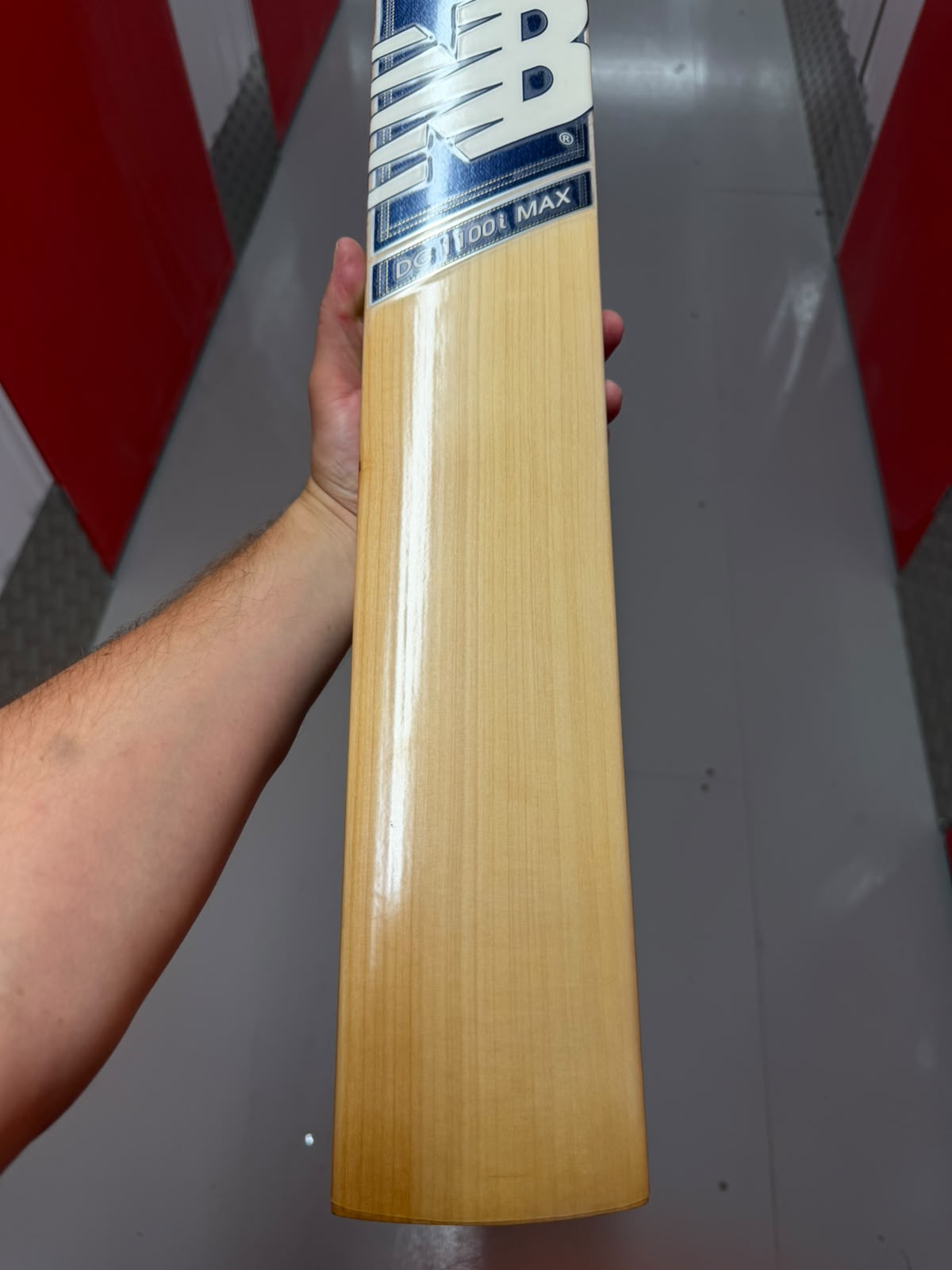 New Balance DC11001i Max Cricket Bat (2lb 10oz)