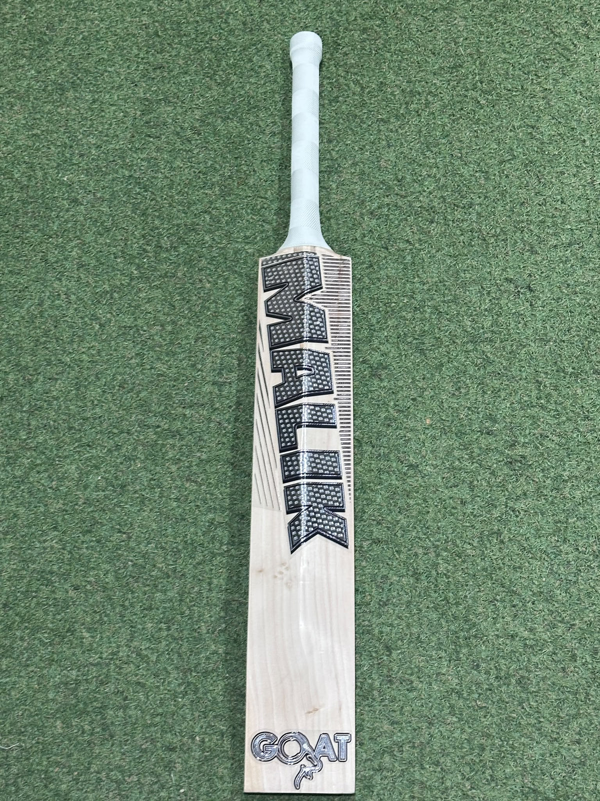 MB Malik UMZ Goat Players Cricket Bat (2lb 9oz)