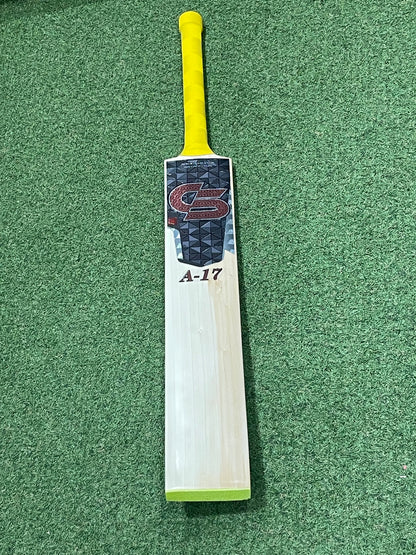 Cricket Station A17 Cricket Bat (2lb 10oz)