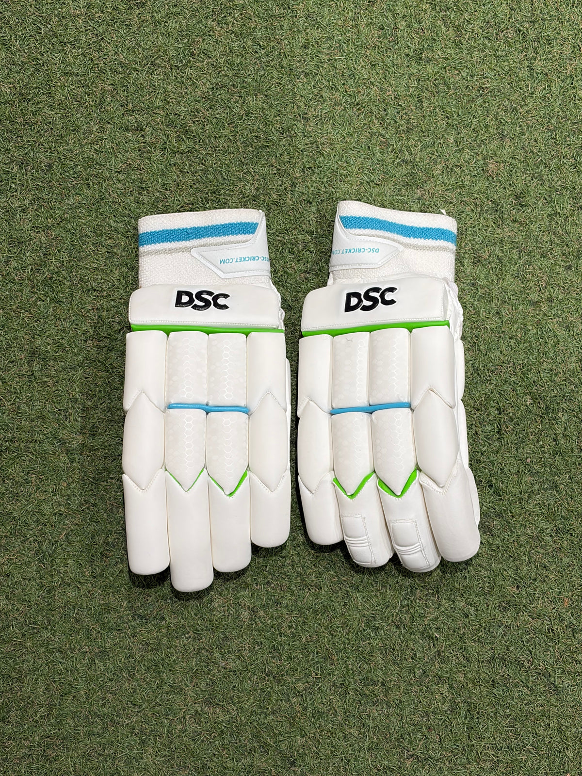 DSC Nitro Batting Gloves