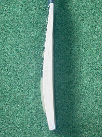 MB Malik Black Dragon Cricket Bat (2lb 9oz)