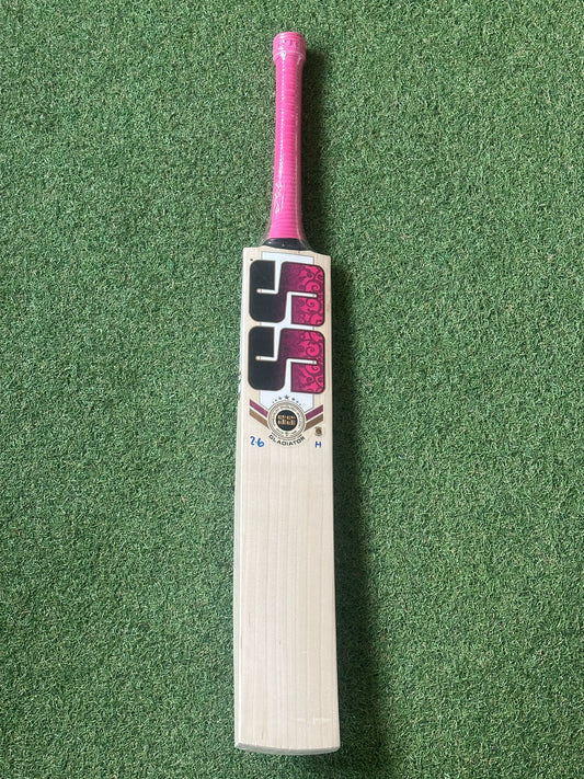 SS Ton Gladiator Harrow Junior Size Cricket Bat (2lb 6oz)