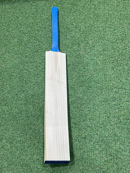Plain Players UK Made Cricket Bat (2lb 8oz)