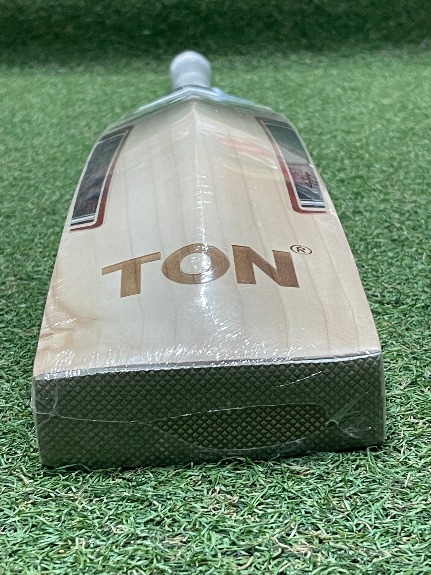 SS Ton Master 7000 Cricket Bat (2lb 10oz)