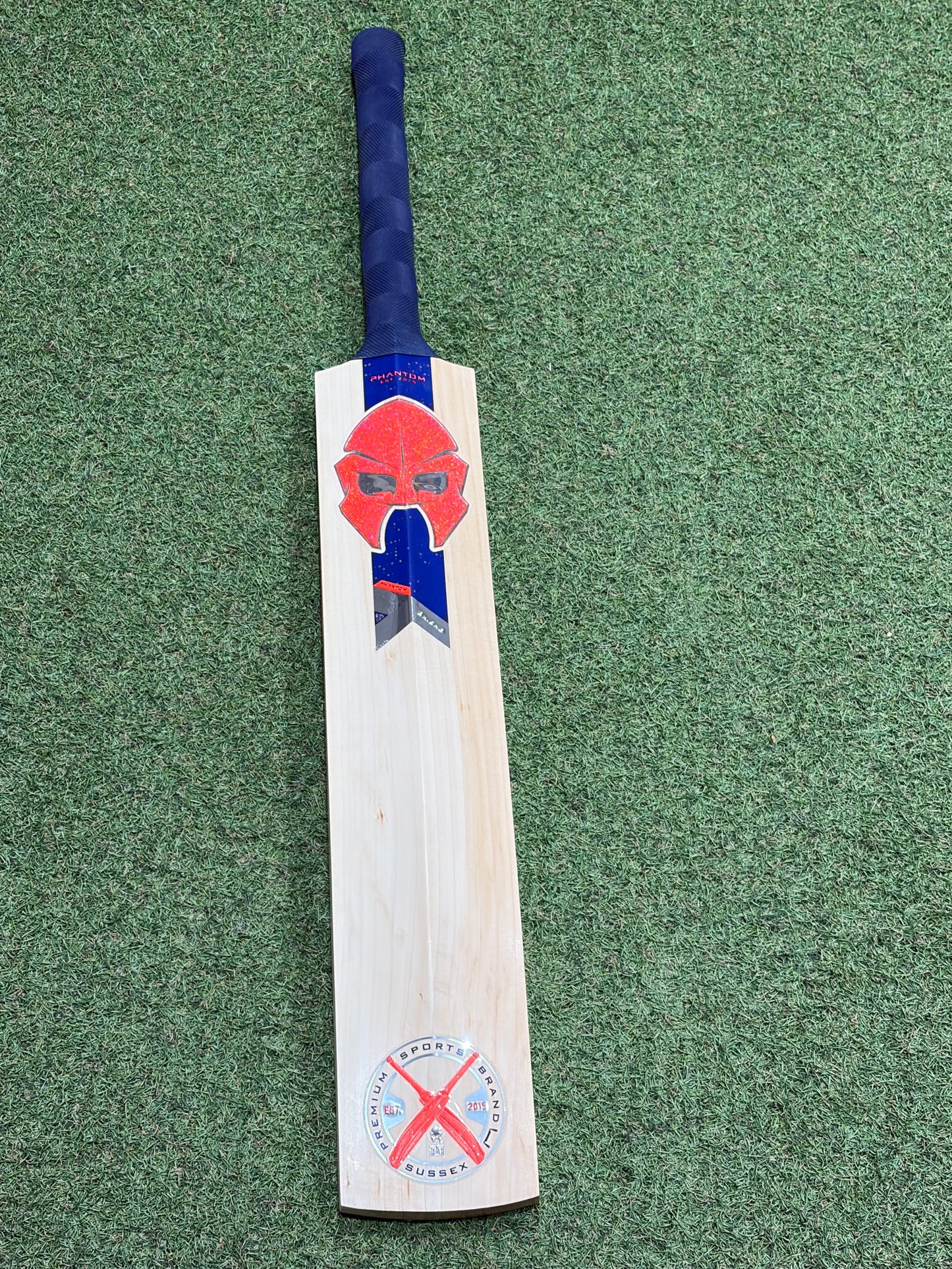 Phantom Illusion Custom Cricket Bat (2lb 9oz)