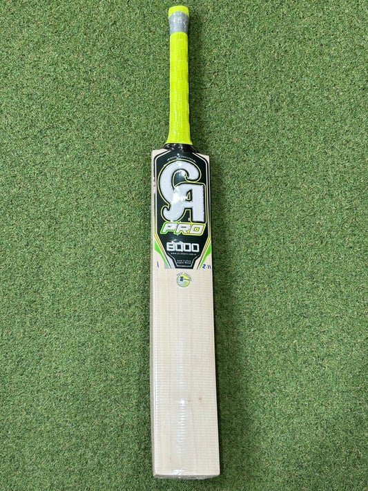 CA Pro 8000 Cricket Bat (2lb 11oz)