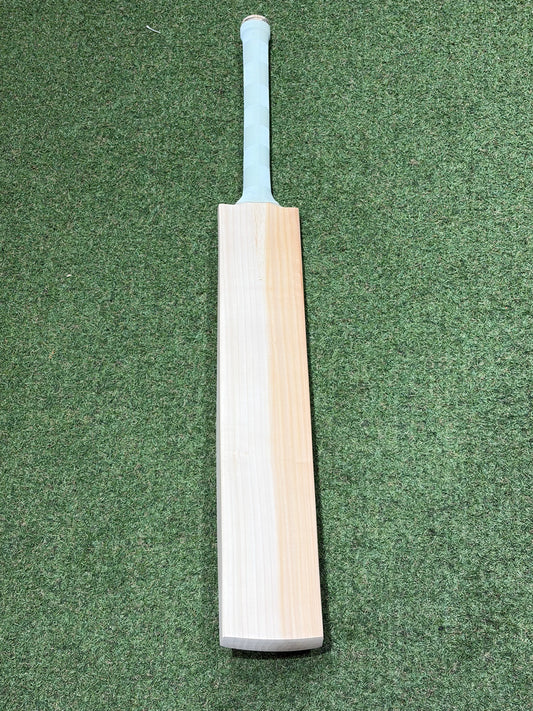 TCS Plain Grade 1+ Cricket Bat (2lb 11oz)