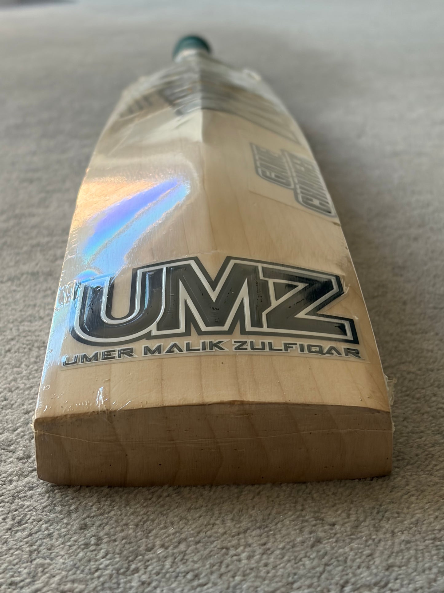 MB Malik Game Changer Players Cricket Bat (2lb 8oz)