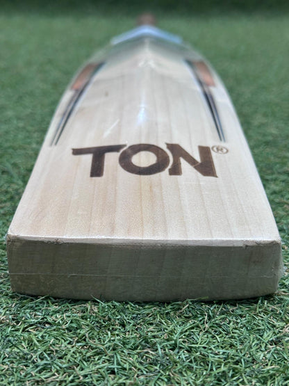 Ton Gutsy Harrow Junior Cricket Bat (2lb 5oz)