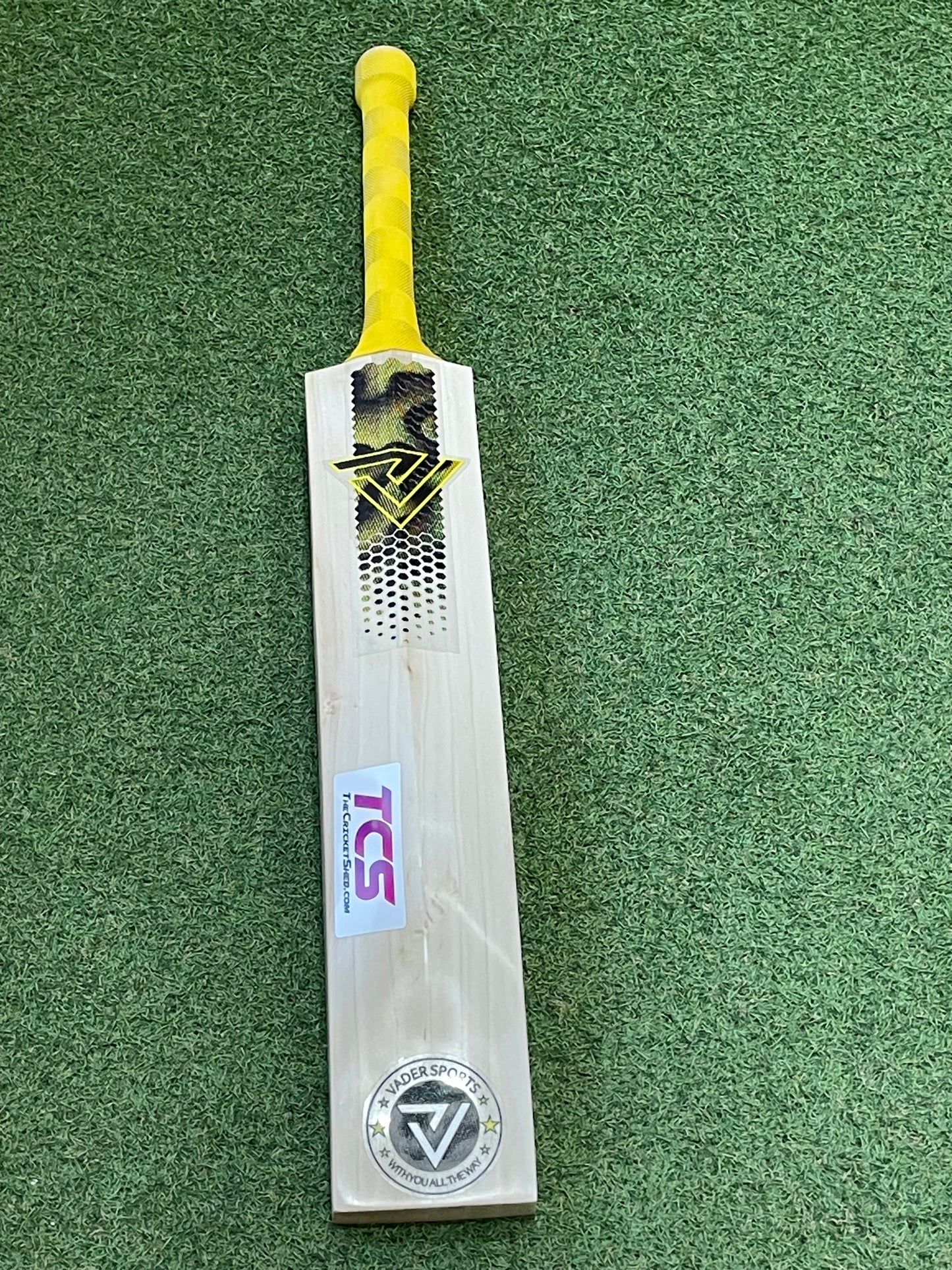 Vader Sports Limited Edition Cricket Bat (2lb 9oz)