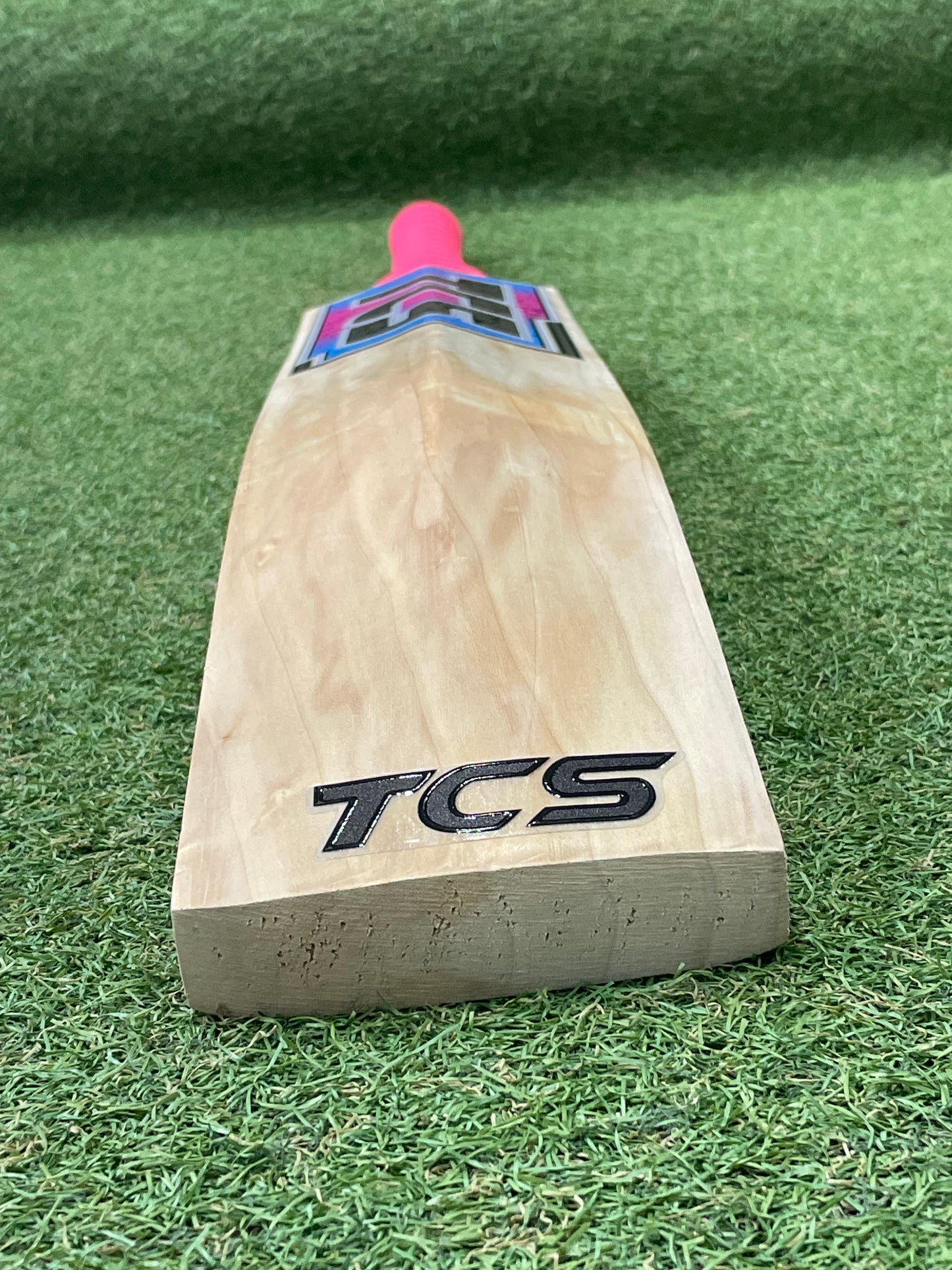 TCS Elite Edition Butterfly Cricket Bat (2lb 7oz)