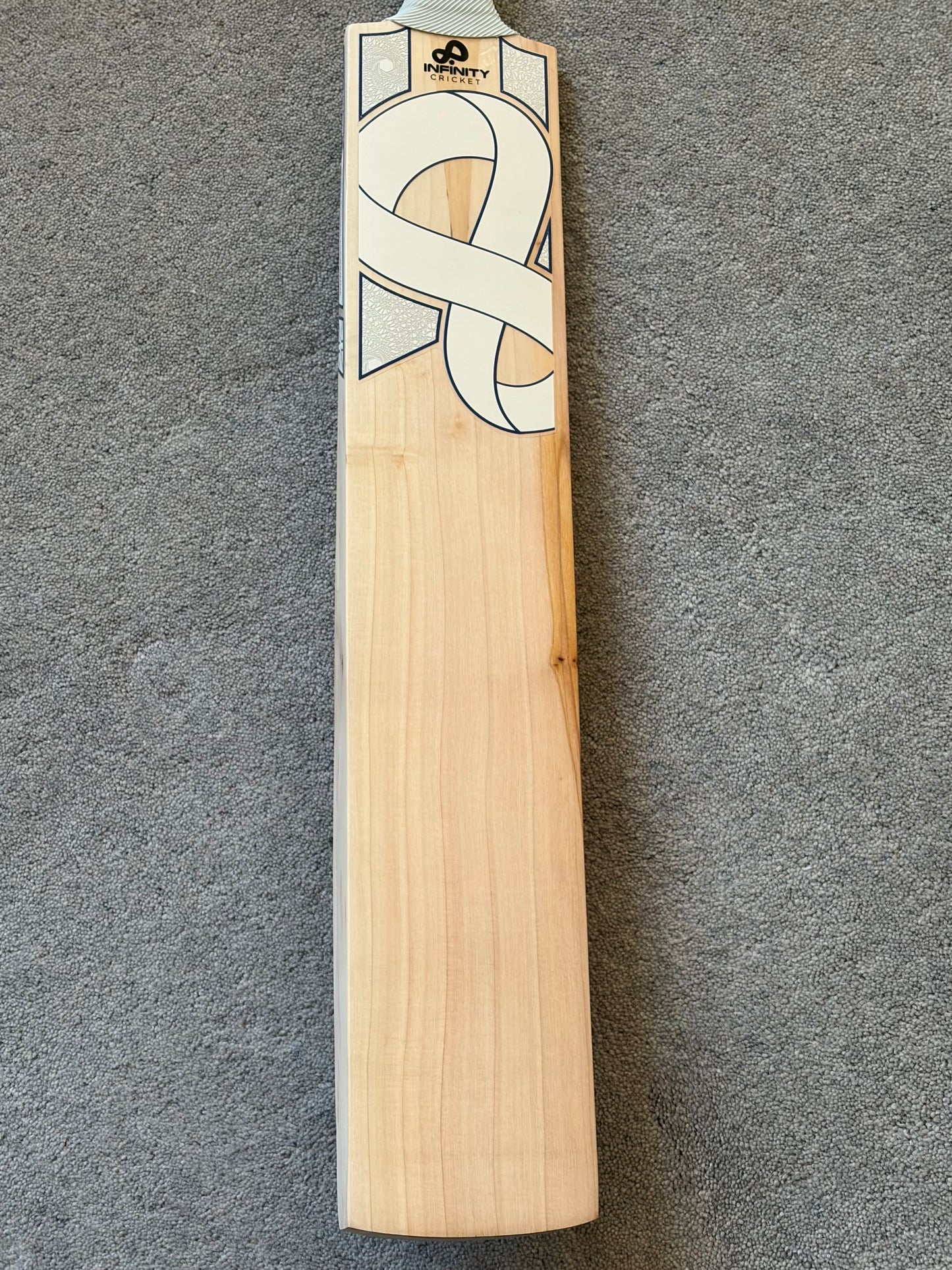 Infinity Performance Cricket Bat (2lb 12oz)