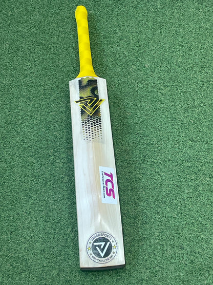 Vader Sports Limited Edition Cricket Bat (2lb 8oz)