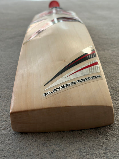 CA Pro Players Edition Cricket Bat (2lb 7oz)