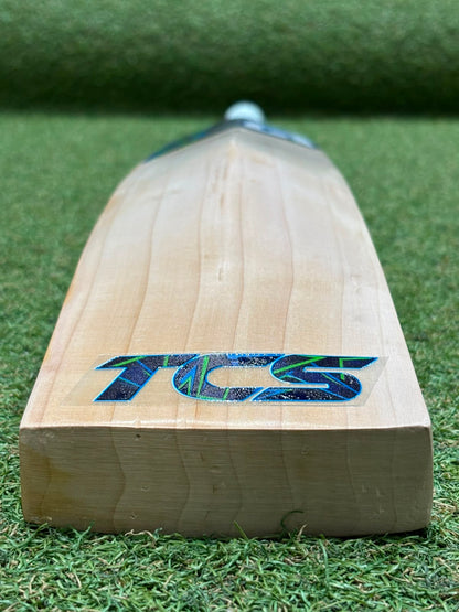 TCS Camo Edition Butterfly Cricket Bat (2lb 7oz)